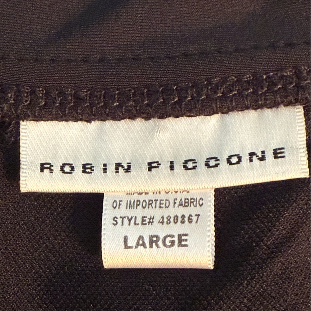 Robin Piccone 2-Piece Sexy Black swimsuit - Picture 9 of 11